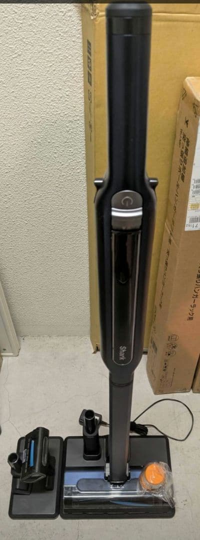 シャーク コードレスクリーナー CS401JRB Shark　バッテリー2つ