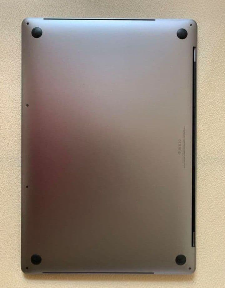 GOLD MacBook Pro 16インチ i9/32gb/1TB