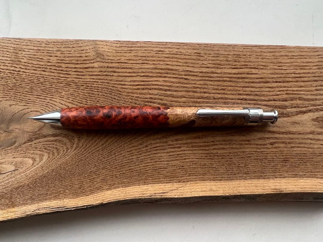 【新品・未使用】工房楔の極上杢花梨紅白杢軸シャープペンシル