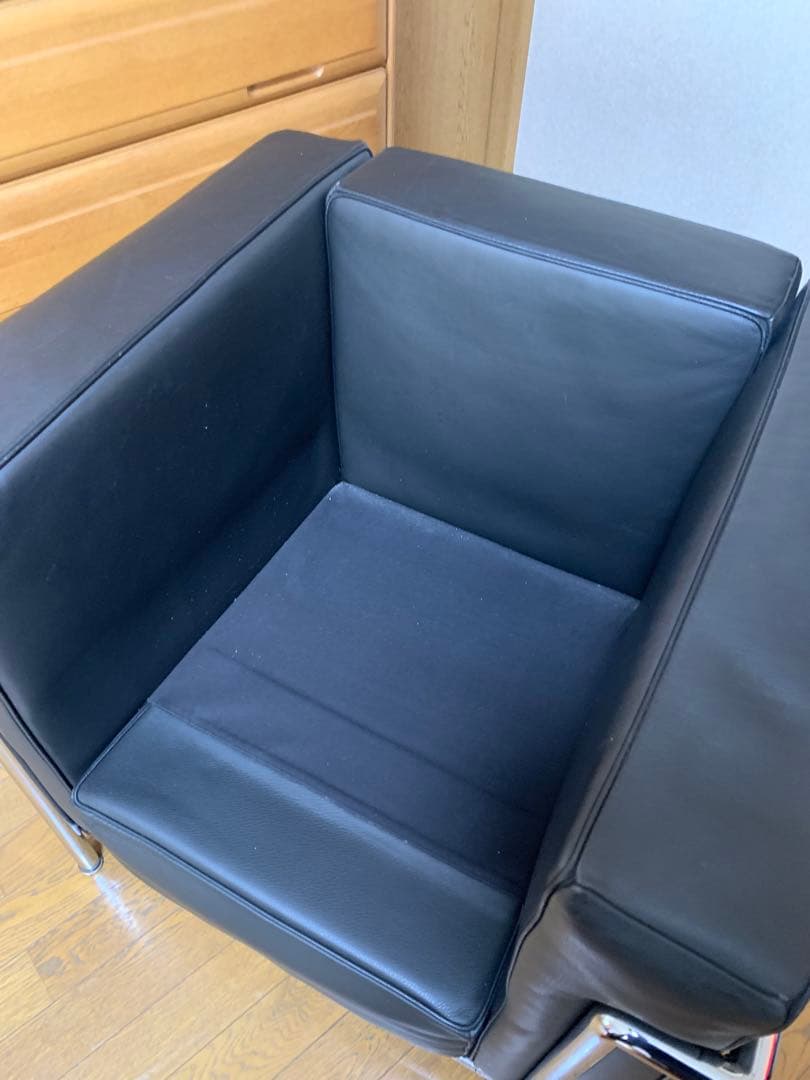 【極美品】コルビジェ LC2 シングルソファ