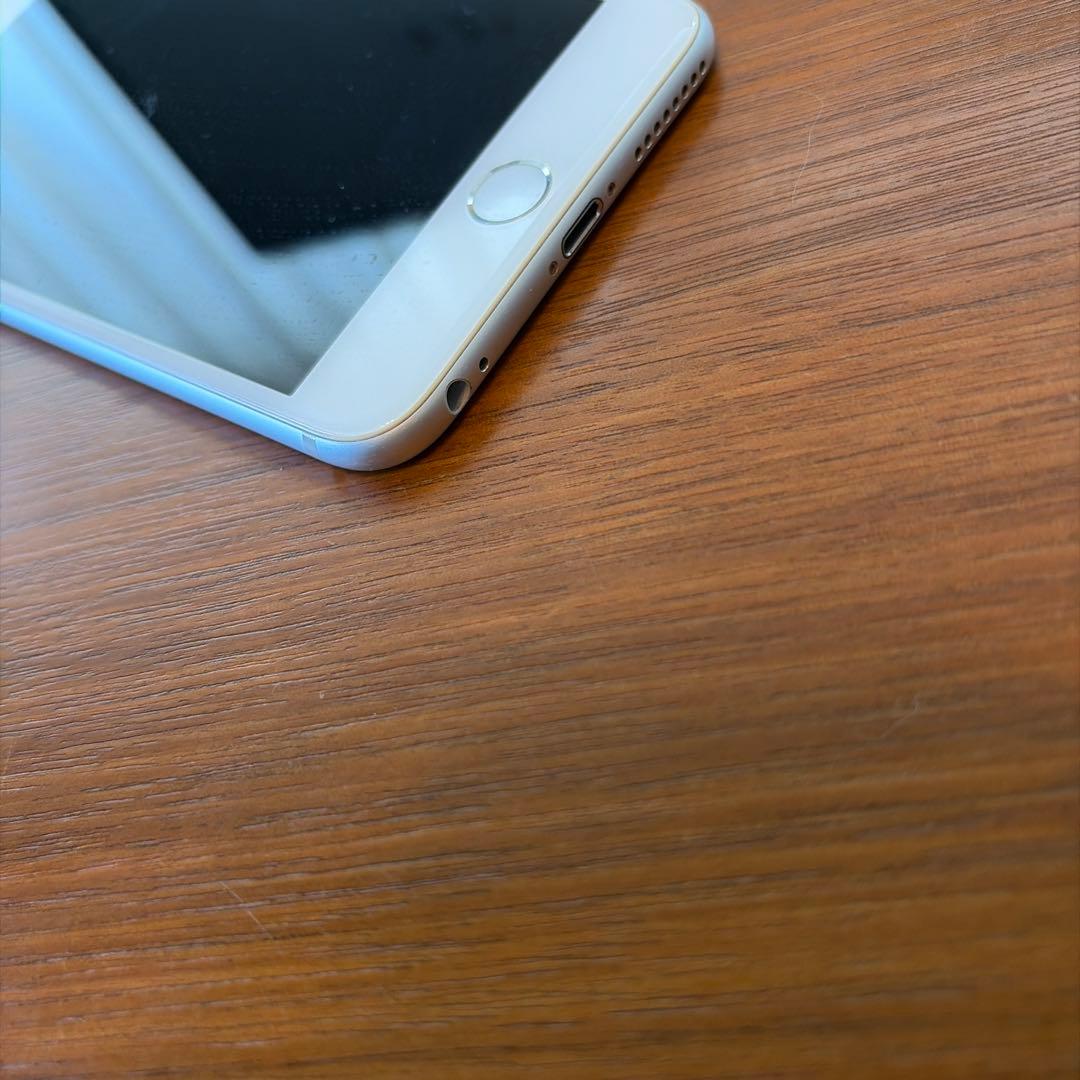 Apple iPhone 6 Plus 16GB ホワイト