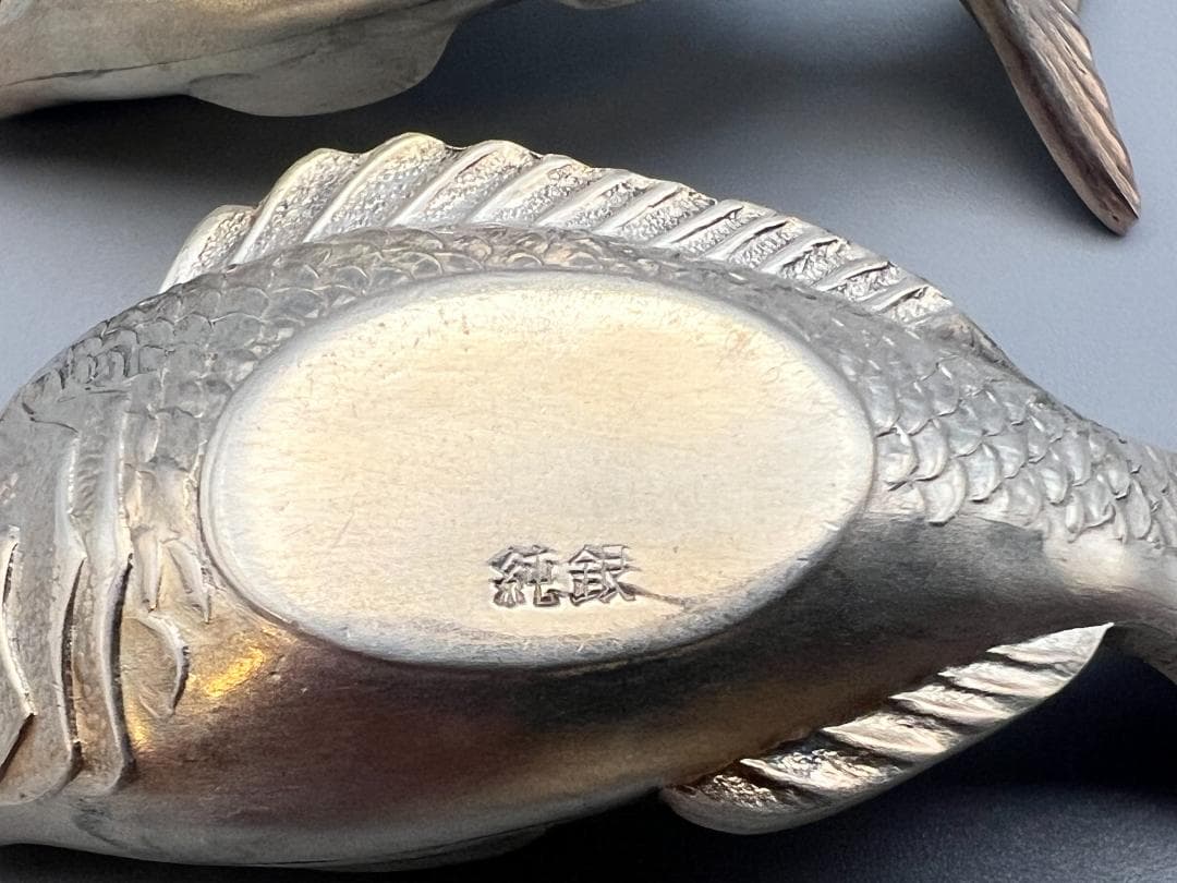 【海】純銀　鯛形　箸置き　2個　銀製　銀製品　銀器　台所用品　置物　重量約28g