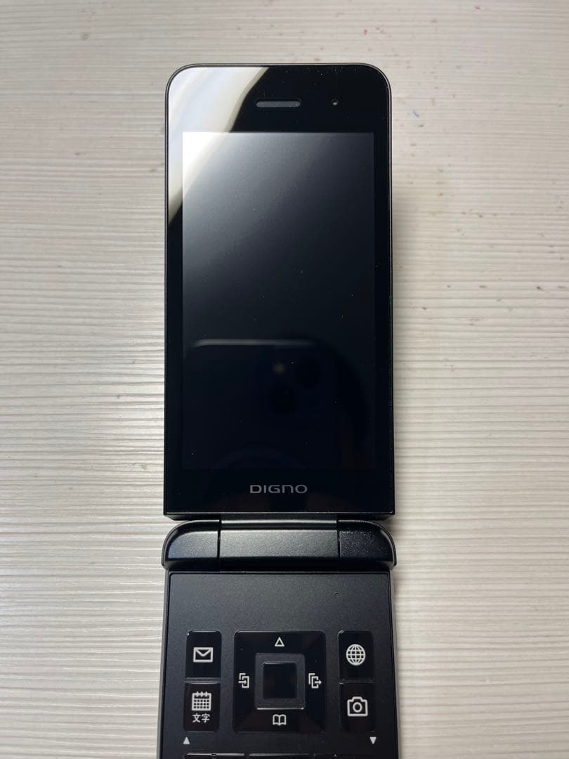 DIGNOケータイ4 202KC SIMフリー仕様
