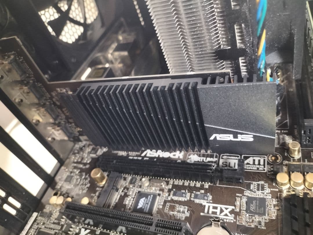 デイトレ 4画面 Windows11 GT 710搭載 Z77 i5