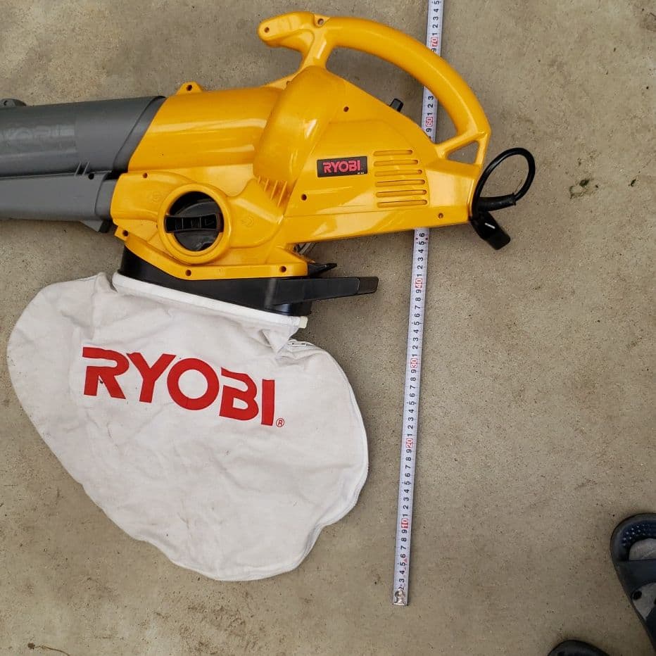 RYOBIのブロワバキューム