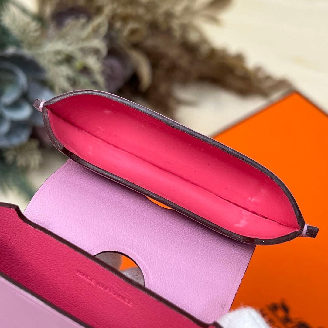 極美品 エルメス AirPods Pro2ケース ピンク レザー イヤホンケース