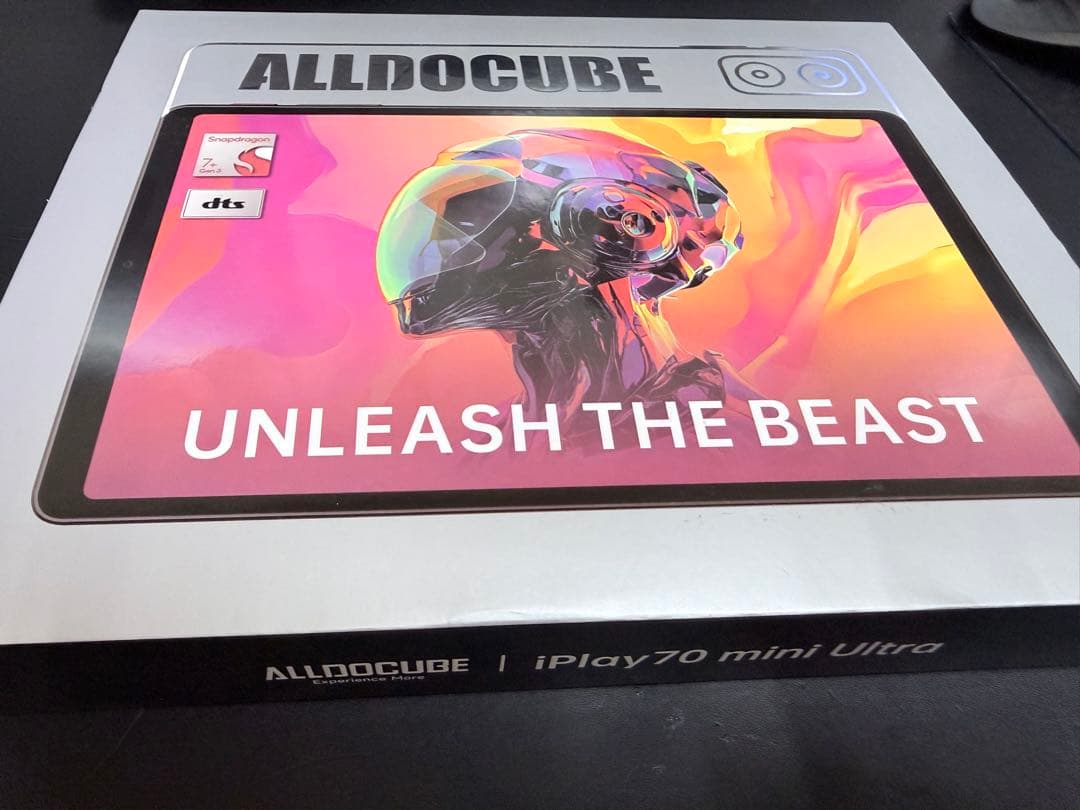 エム06iPlay 70 mini Ultra 本体　保護フィルム変更済み