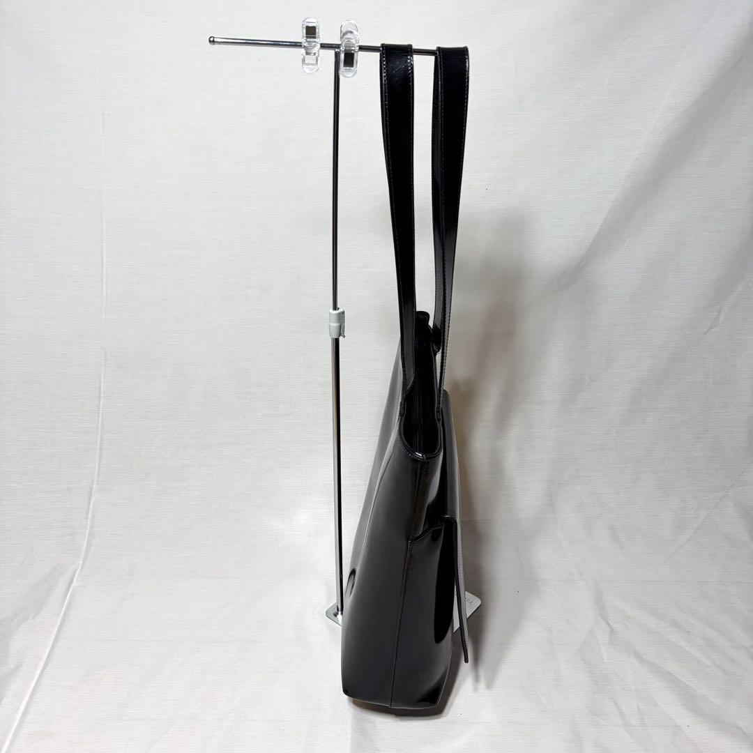 GUCCI グッチ　ショルダーバッグ　レザー　ブラック　高級　Gロゴ　金