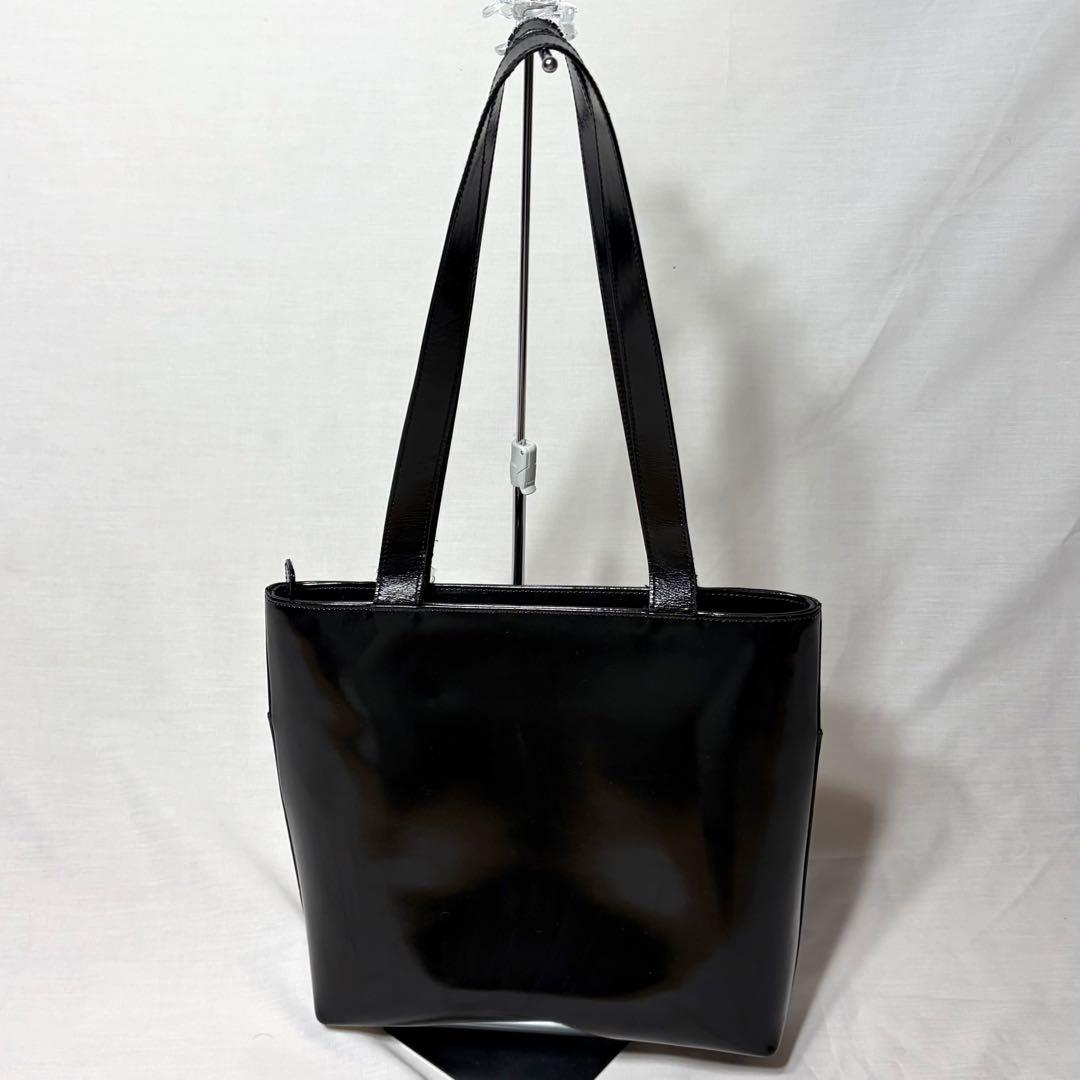 GUCCI グッチ　ショルダーバッグ　レザー　ブラック　高級　Gロゴ　金