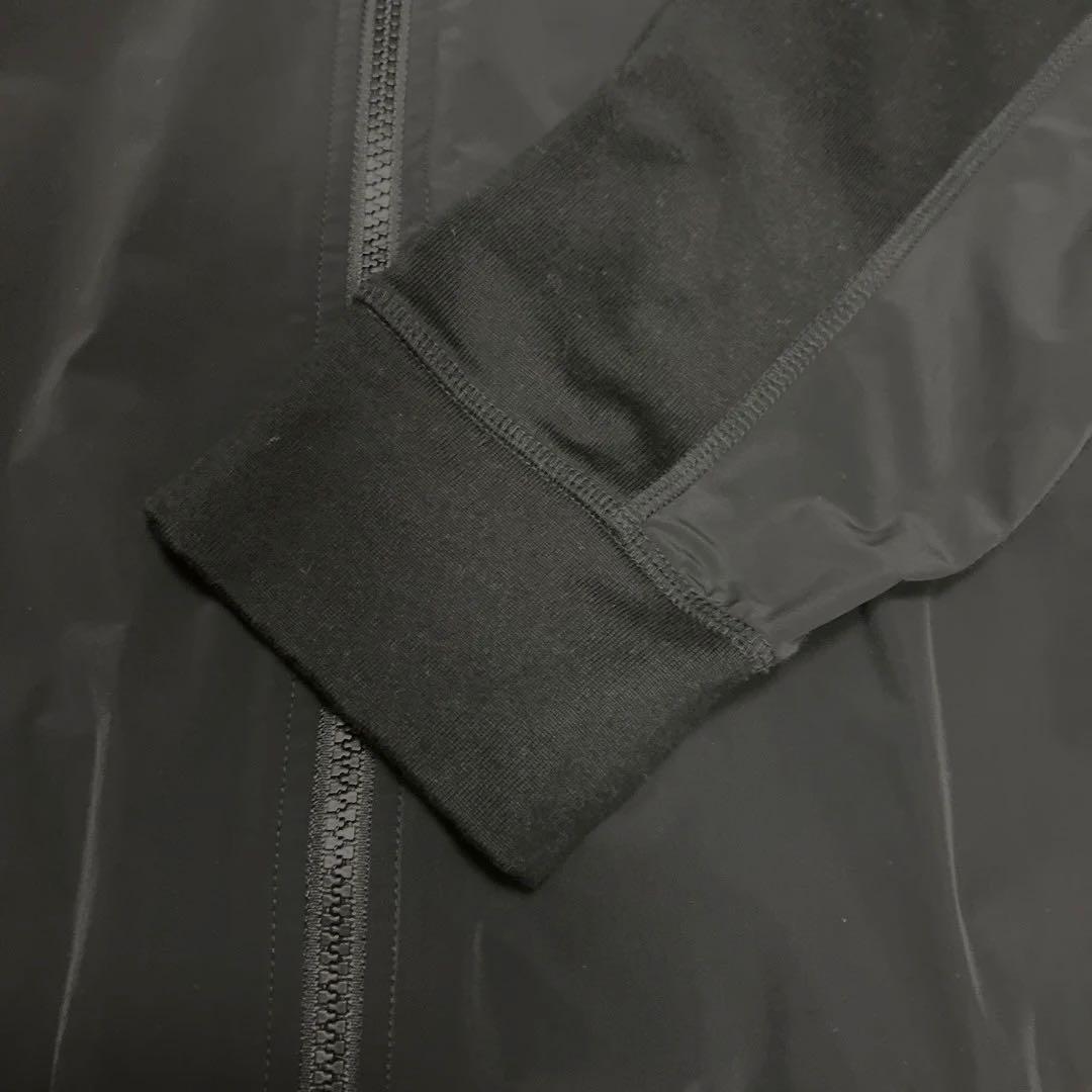 t.s.hです❗️Theory綿とナイロンのコンビジャケット・Ｌ