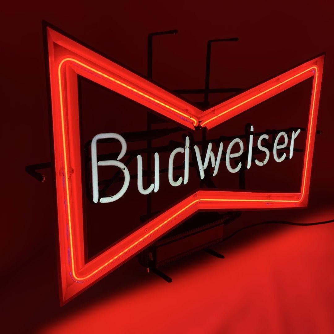 Budweiser バドワイザー　ネオンサイン