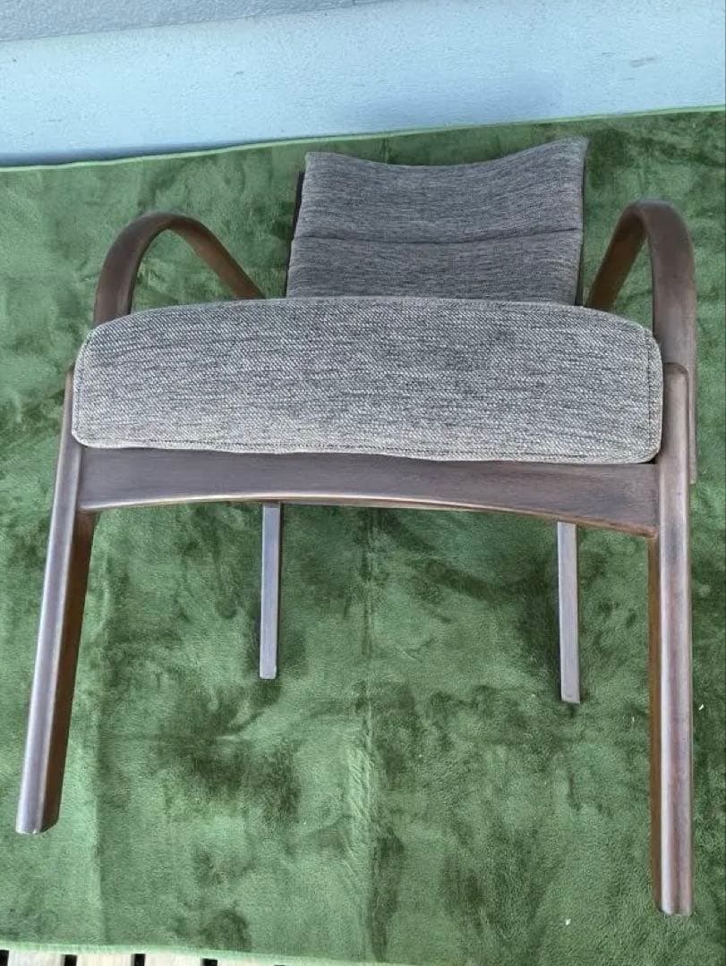 美品　ニトリ Nコレクション C-27M 肘付き　ダイニングチェア