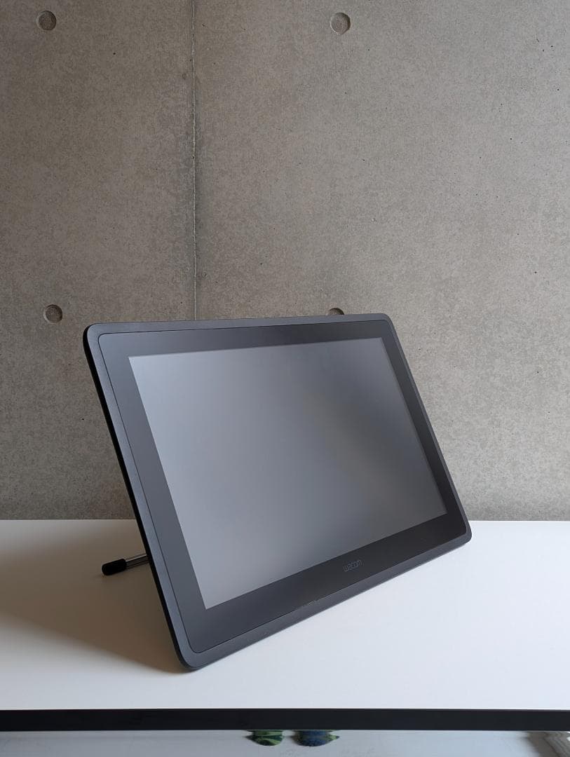 Wacom Cintiq 22 FHD シンティック ペンタブ