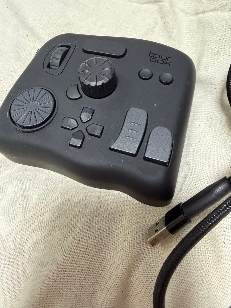 TourBox NEO 左手デバイス ブラック 箱あり ケーブル付き
