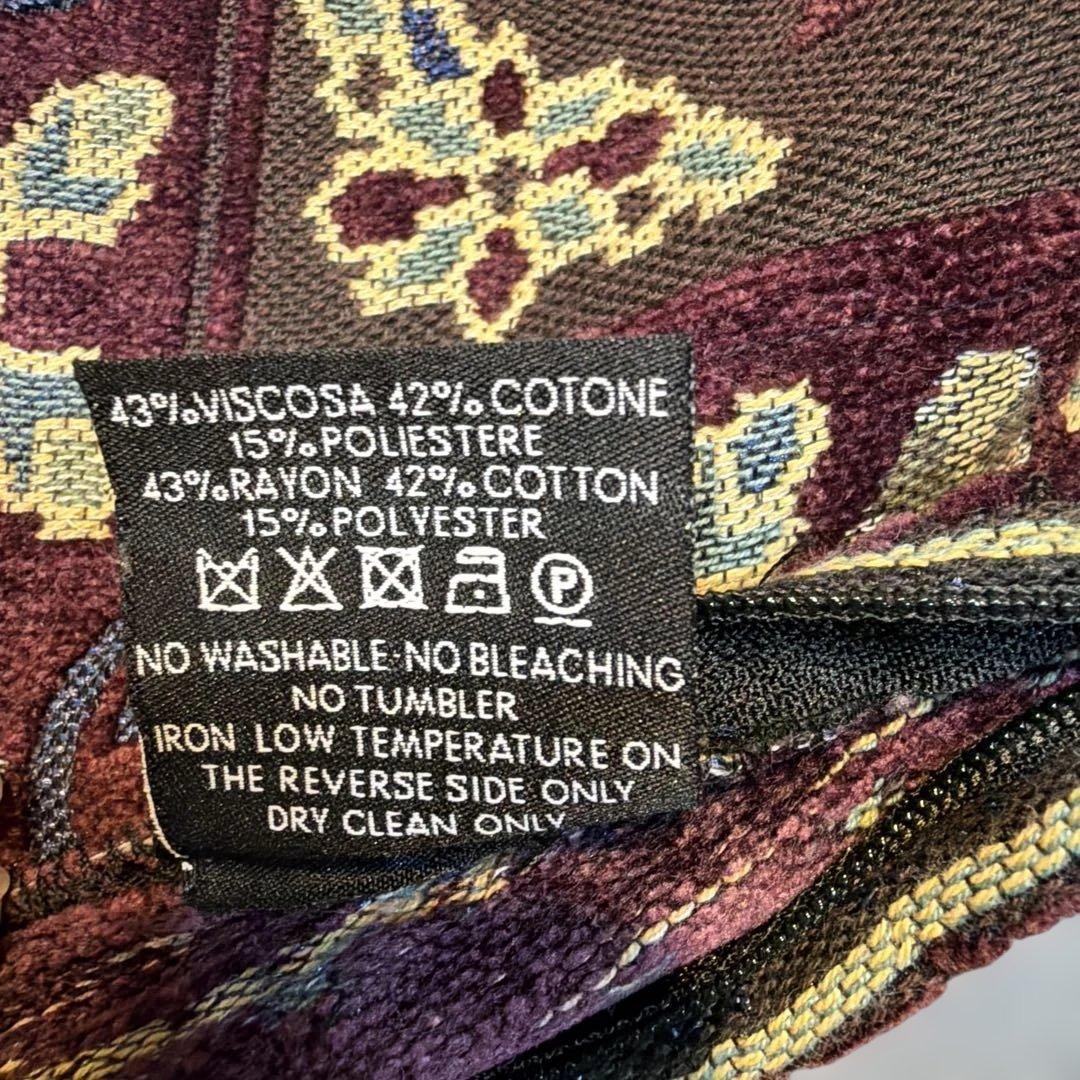 GUCCI グッチ　幾何学模様 クッションカバー　紫　☆レアです。