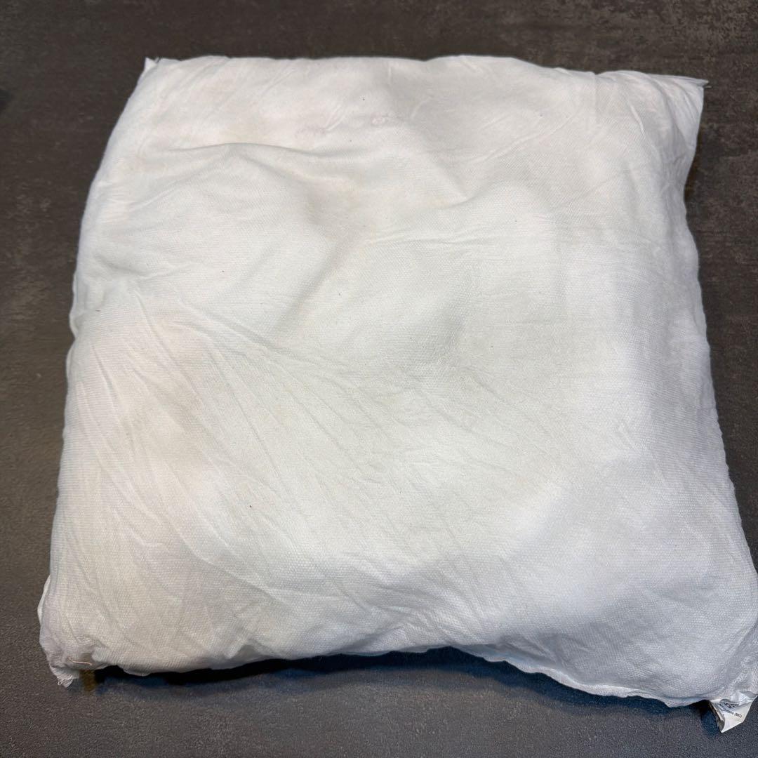 GUCCI グッチ　幾何学模様 クッションカバー　紫　☆レアです。