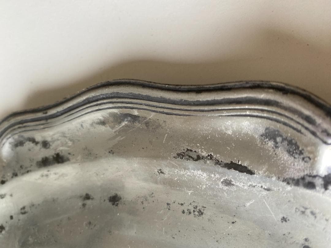 フランス アンティーク 枯れた エタン ピューター 花リム ラヴィエ 平皿