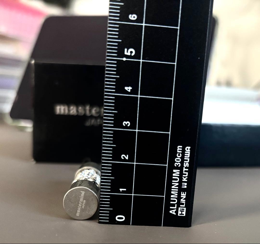 mastermind japan スワロフスキー ストラップ