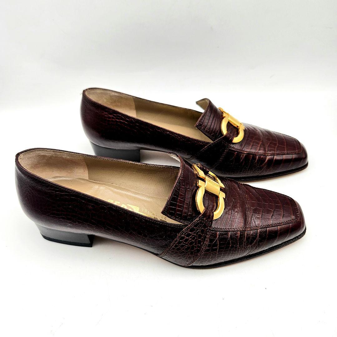 Salvatore Ferragamo ガンチーニ ローファー　〈126-6〉