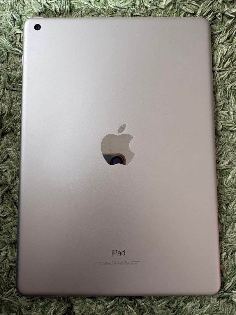 値下げましたApple iPad 本体第5世代　32G バッテリー残量100%