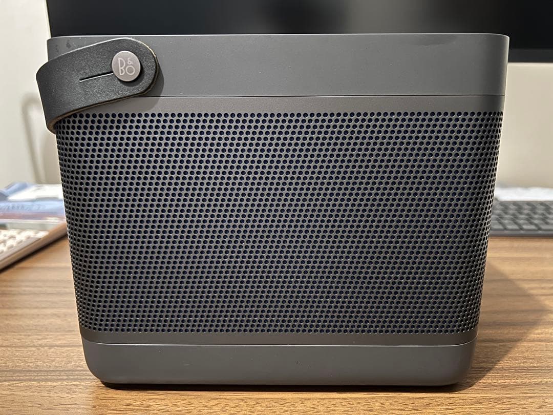 Bang & Olufsenのbluetooth スピーカーBeolit20