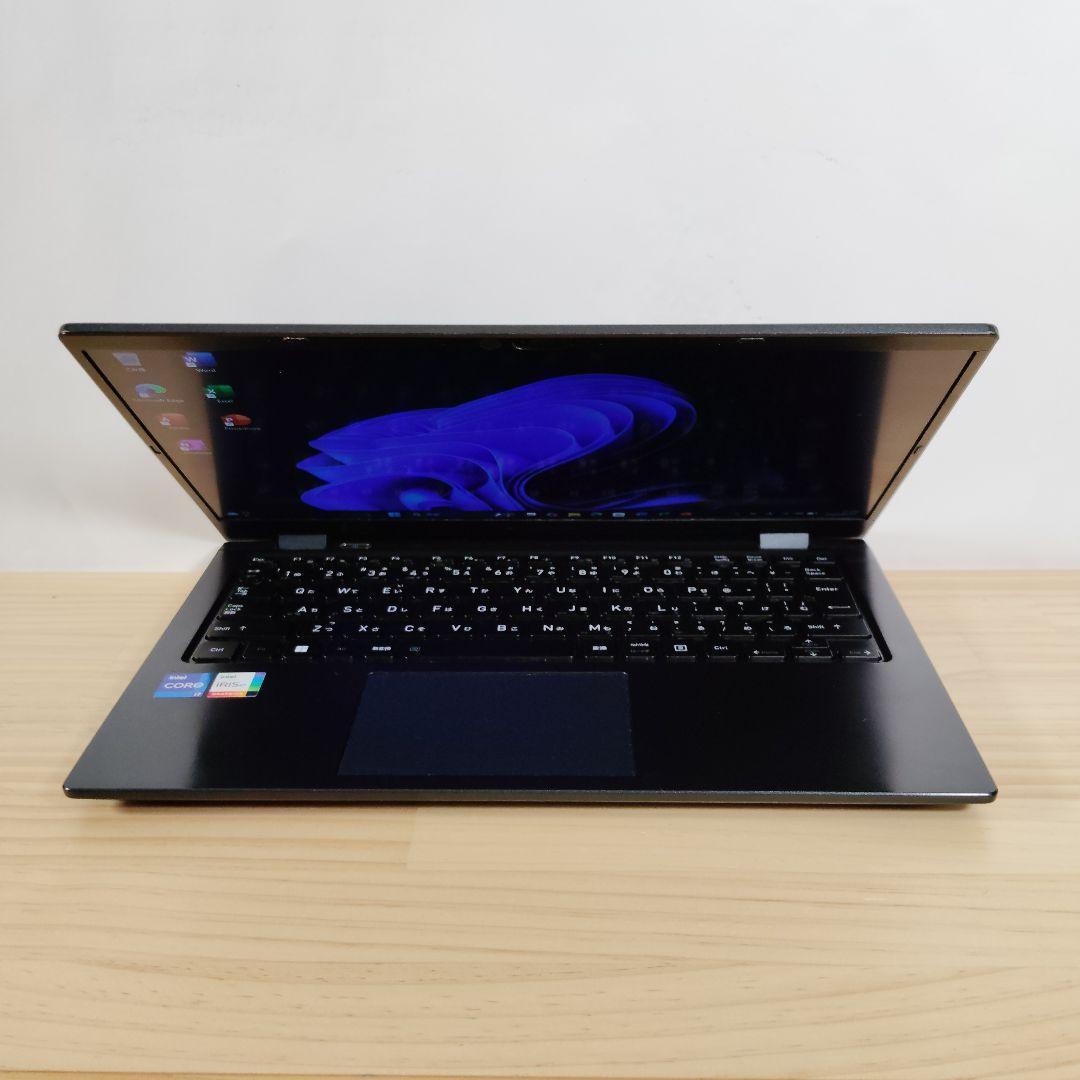 美品 爆速 Dynabook G83/HS 第11世代i7搭載 16GB 512