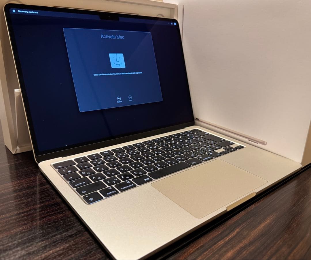 ほぼ新品Apple MacBook Air本体M2 16GB/256GB