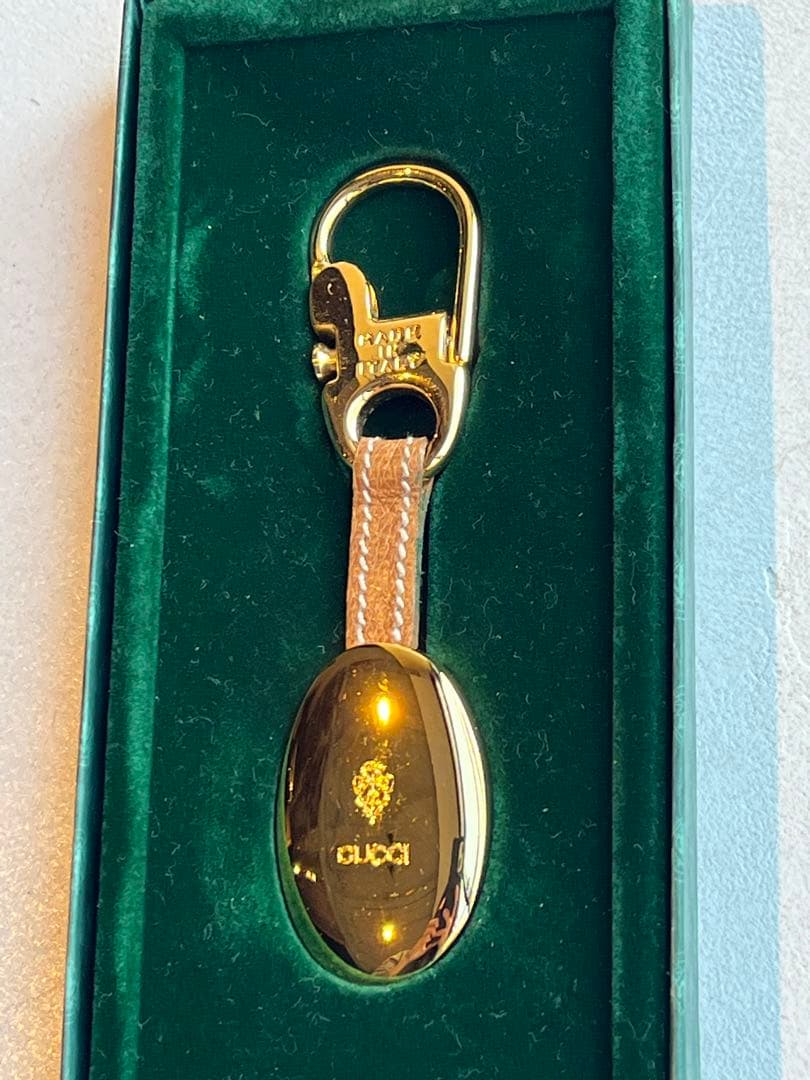【新品未使用】GUCCI キーホルダー ゴールド金具 レトロ シェリーライン