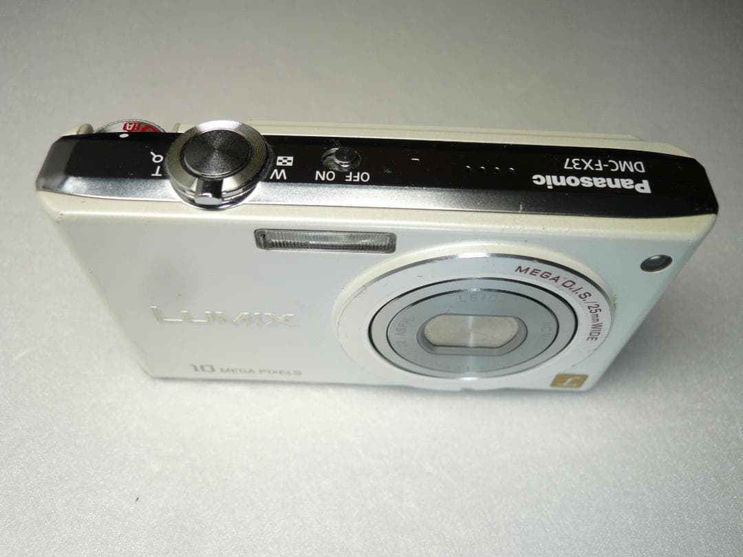 LUMIX★DMC-FX37⭕️安心の実働品❤️お洒落なホワイト