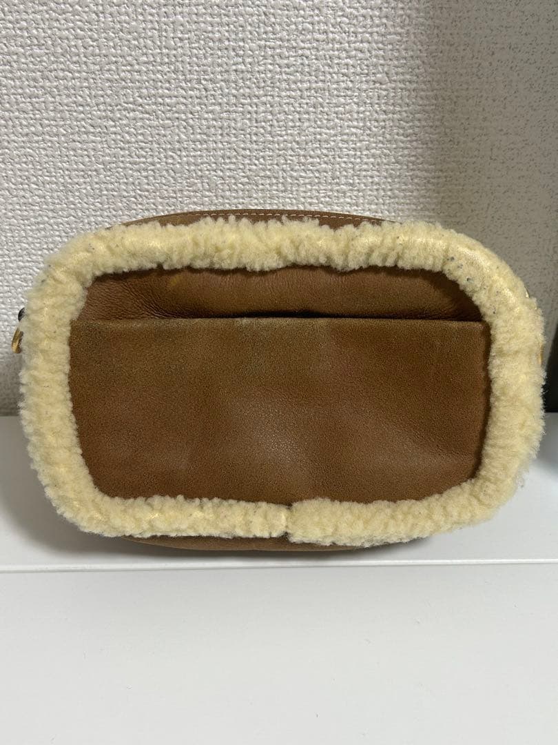 トリーバーチ リアルムートン ショルダーバッグ カメラバッグ レザー ブラウン