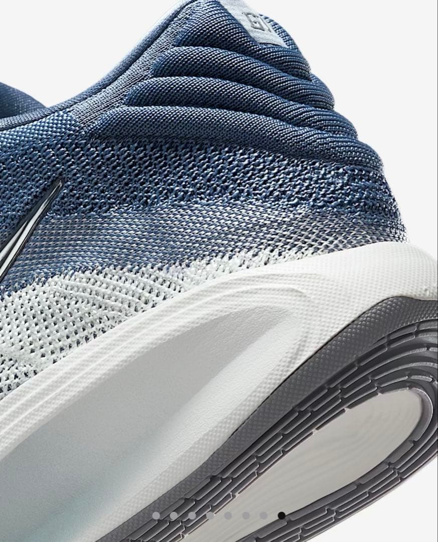 NIKE ナイキ　G.T. HUSTLE 3 EP 27 cm バッシュ