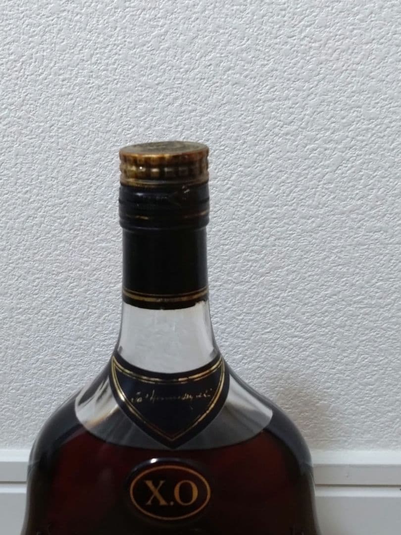 ヘネシーXO 金キャップ クリアボトル 700ml 箱付き