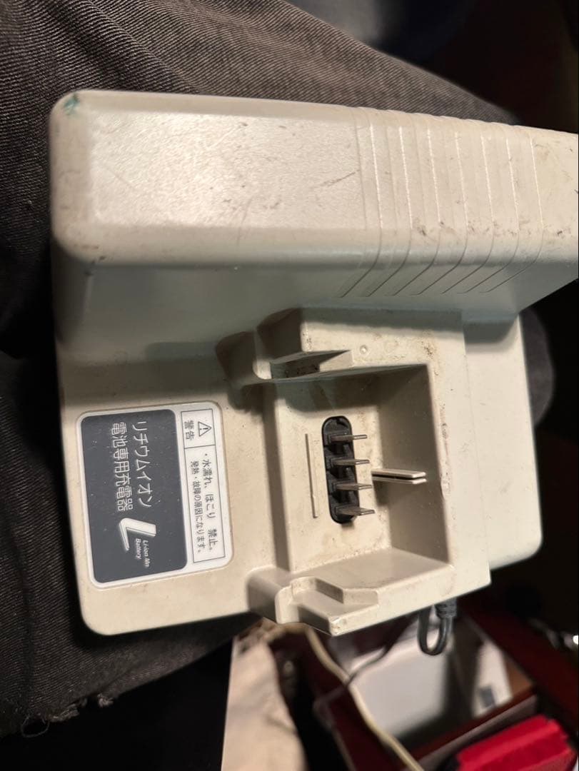 電動アシスト自転車 ジャンク　バッテリーとバッテリーの充電器セット