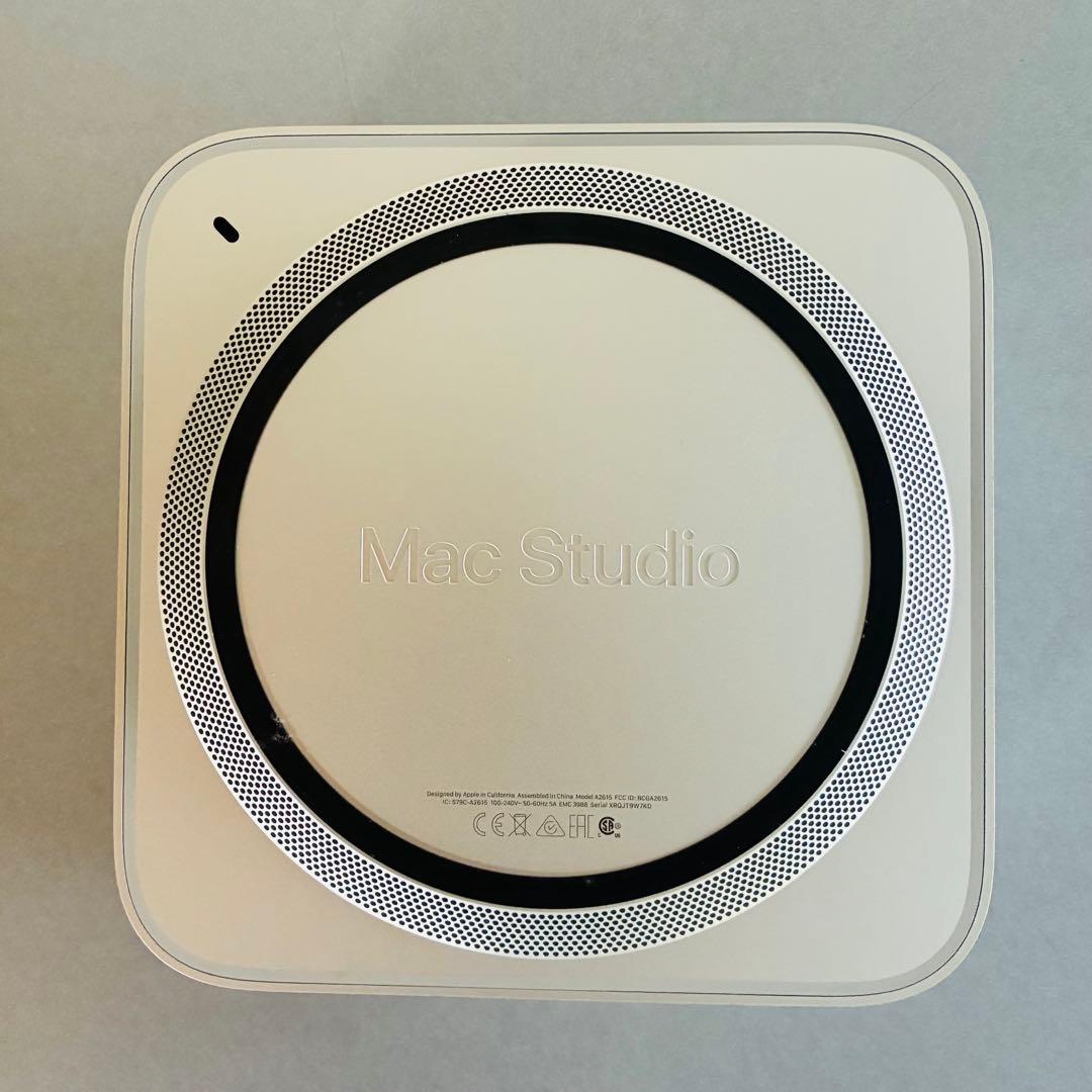 Apple Mac Studio M1 Max 64GBメモリ、1TB SSD