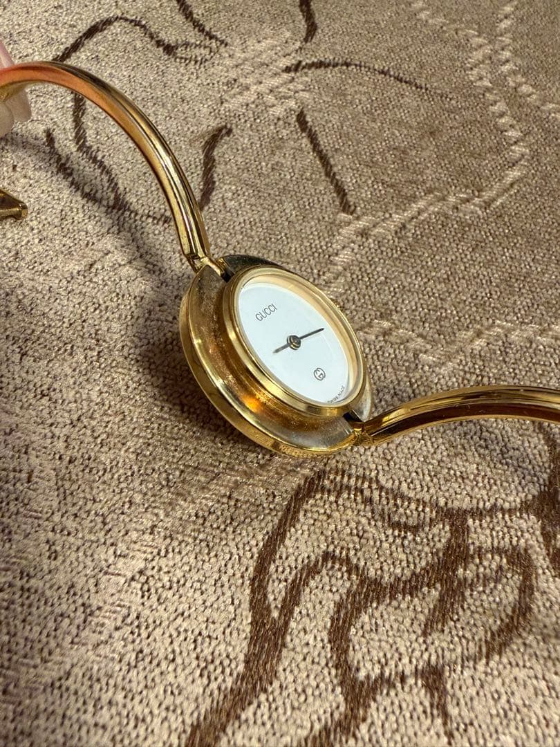 GUCCI チェンジベゼル クォーツ ベゼル10個付 箱付き 動作未確認