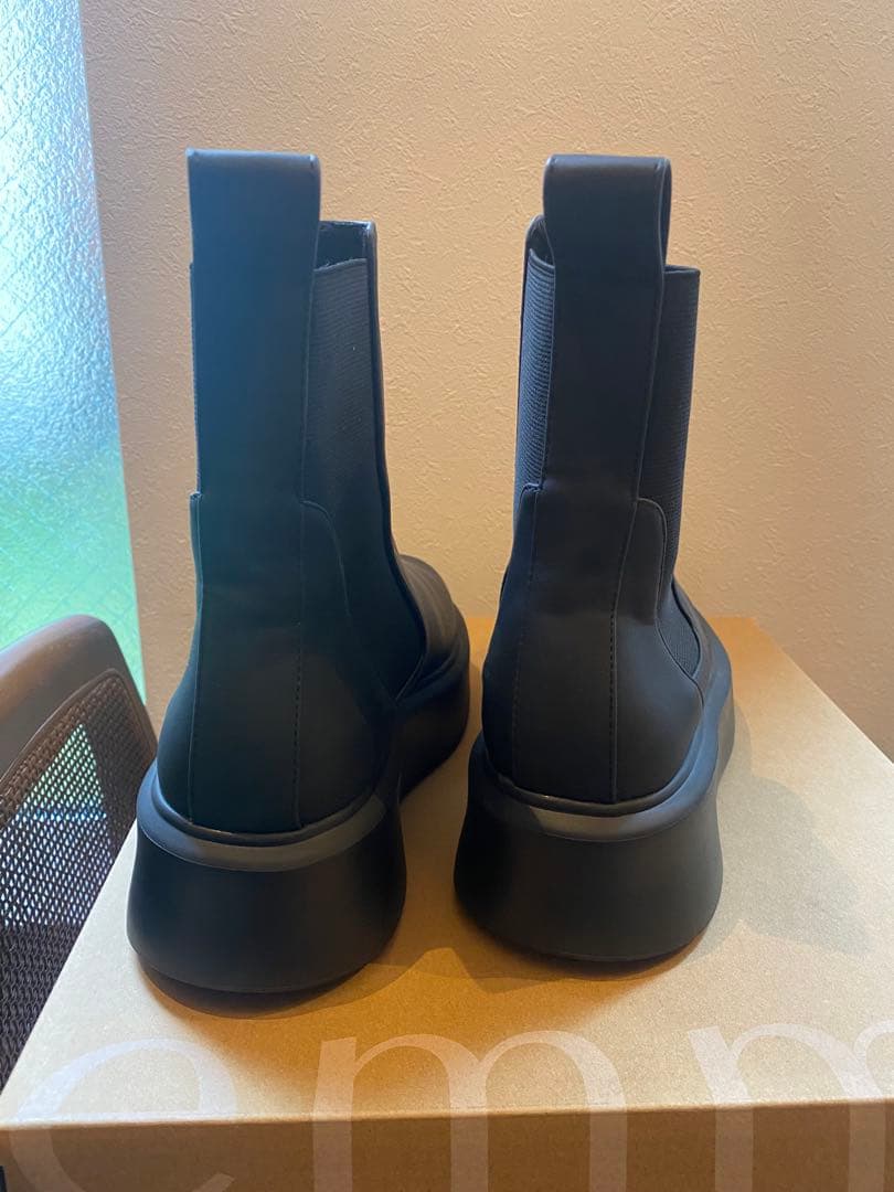 再々値下げ！【美品】　emmi ブラック サイドゴアブーツ　24㎝