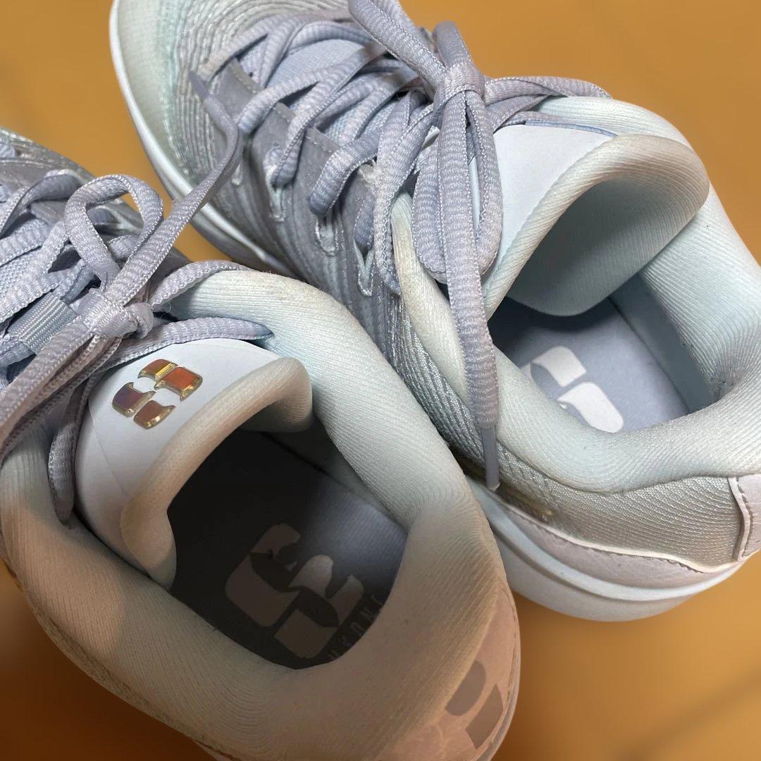 バスケットシューズ　サブリナ３