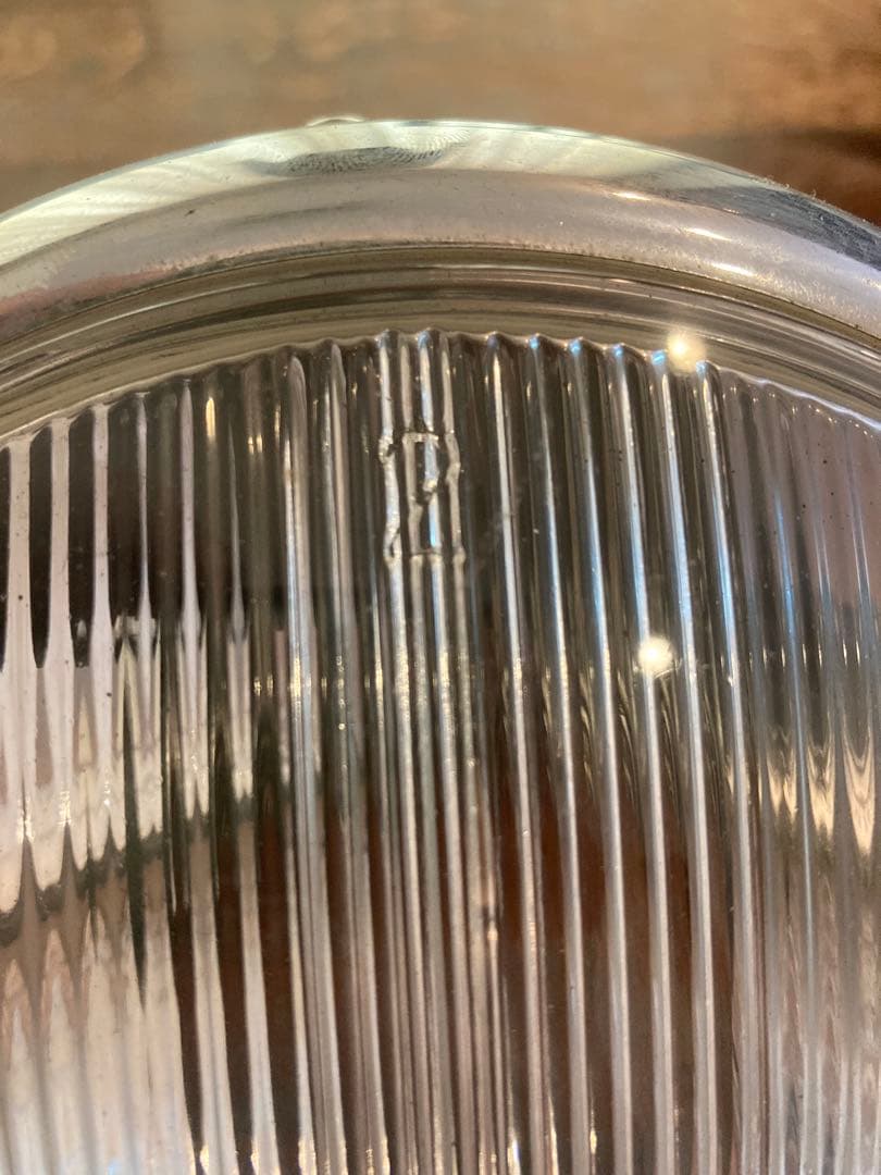 雰囲気抜群　Lucasヘッドライト