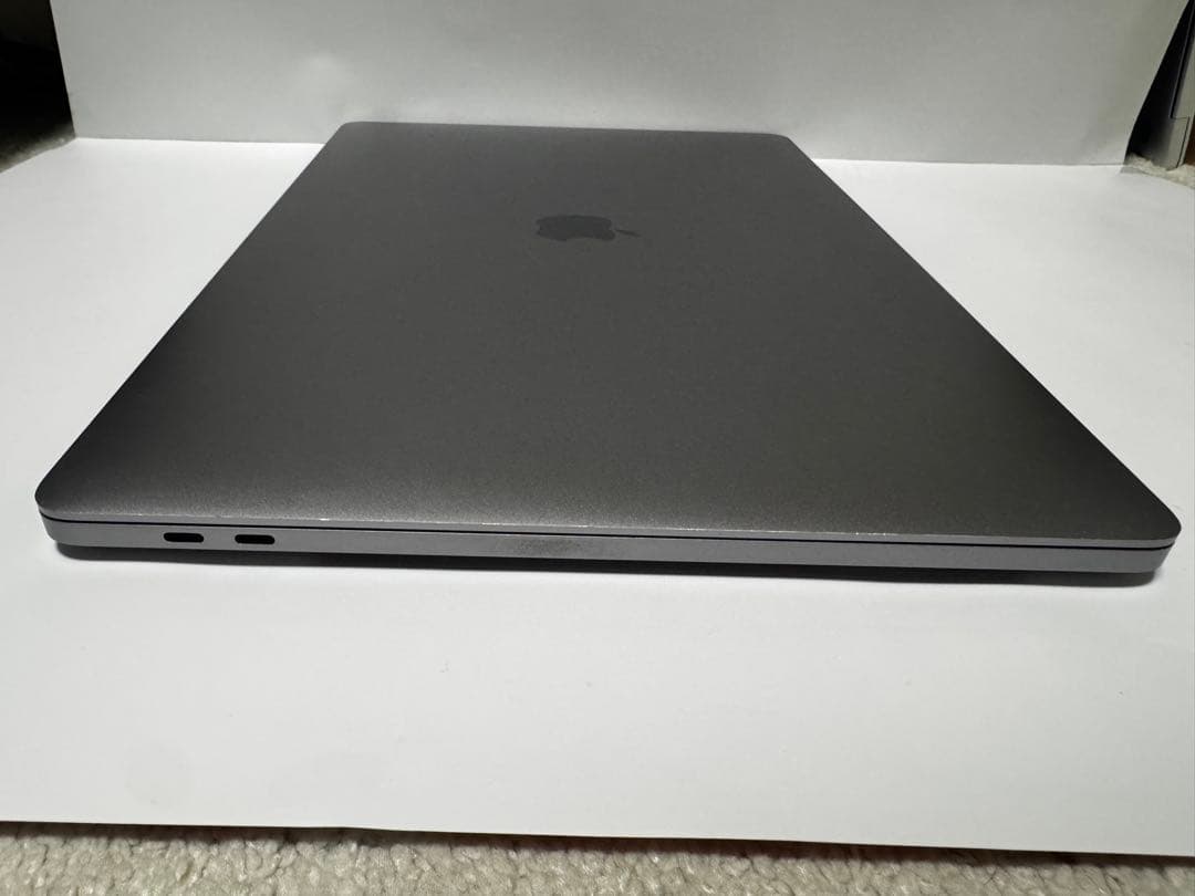 MacBook本体 MacBook Pro 16-inch 2019 i7/16GB/512GB