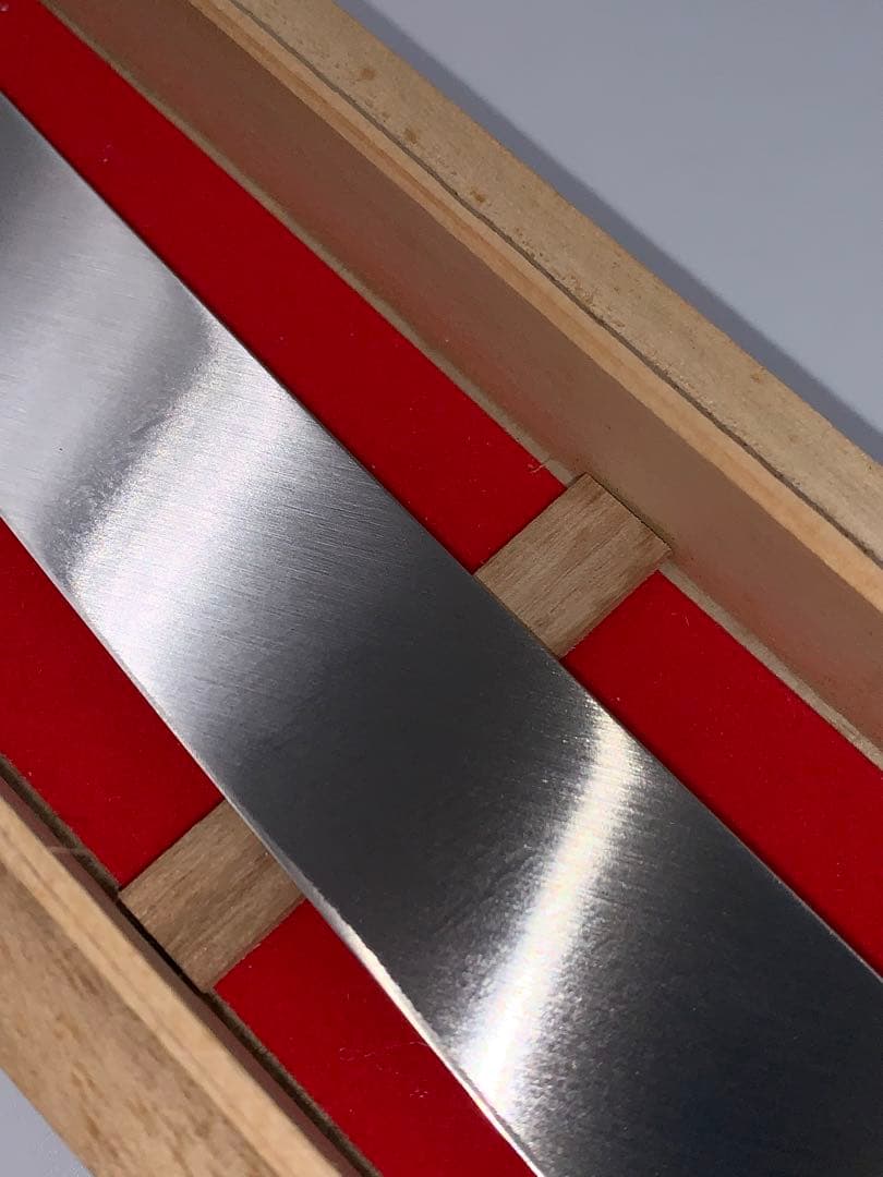 新品　池田辰夫「堺一文字忠國 本焼 柳刃包丁（無銘・鏡面仕上げ）