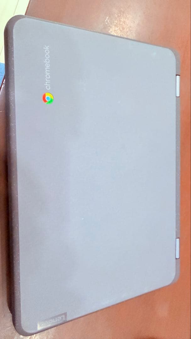 Lenovo 300e Chromebook Gen3 SIMバッテリー98%