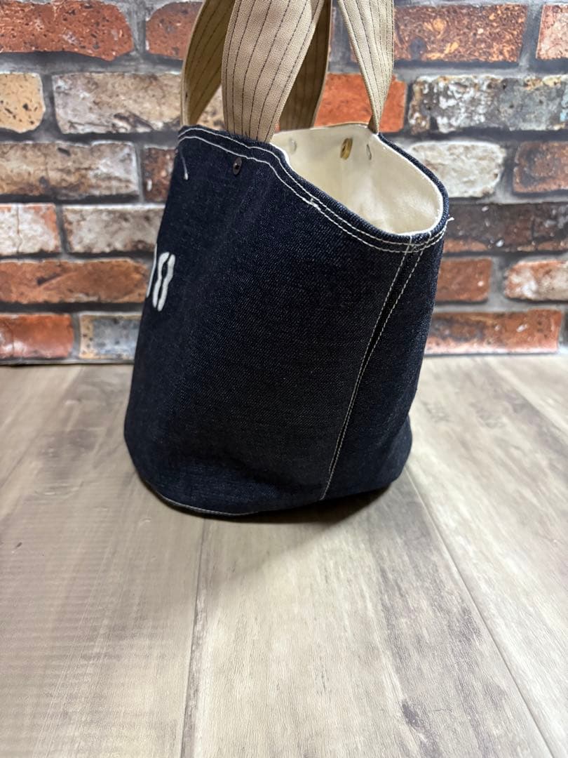 デニムリメイク　大きい丸底トートバッグ