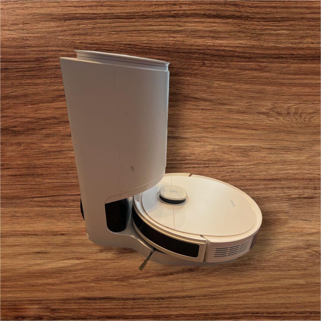 ホワイトロボット掃除機本体