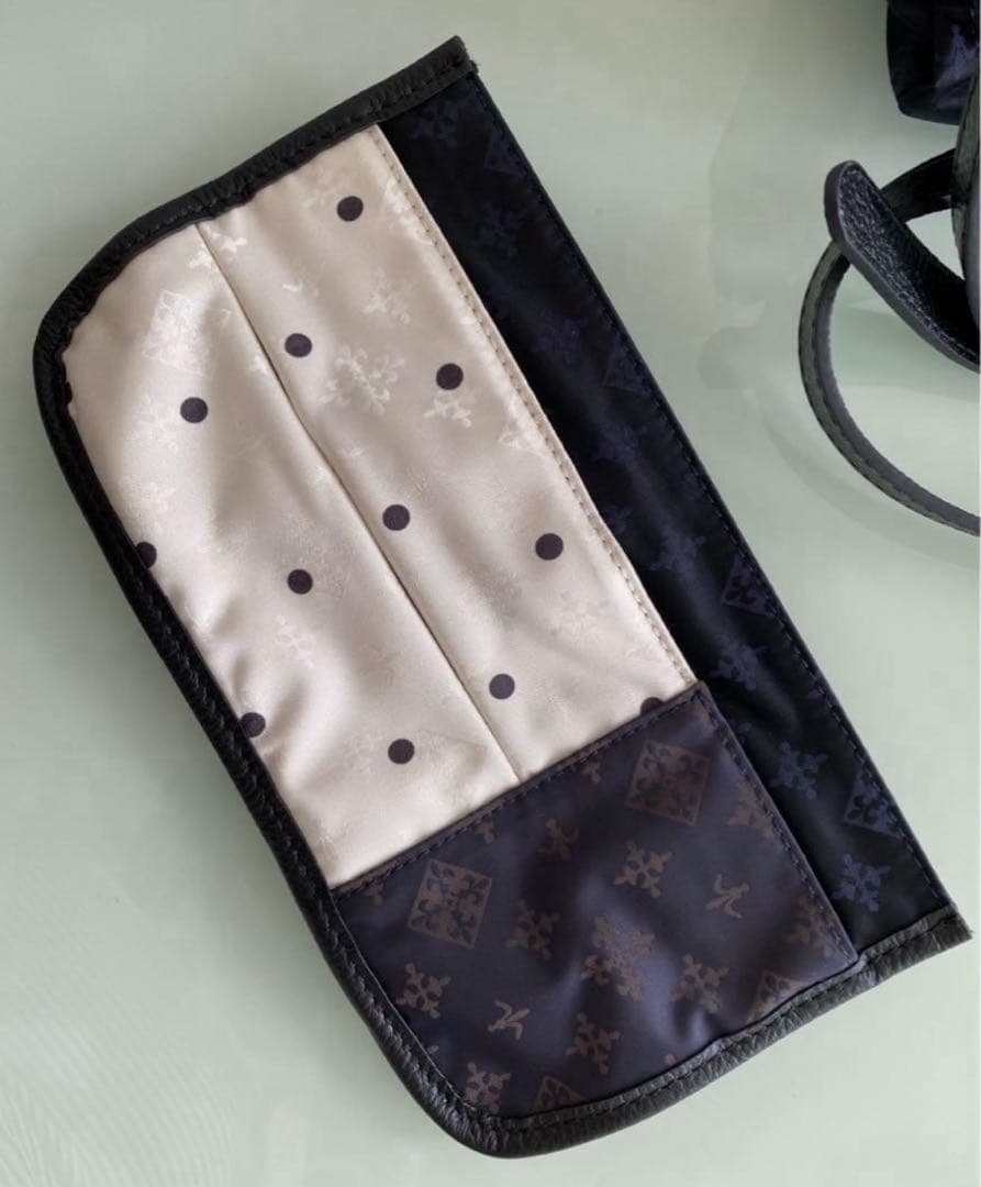 新品未使用　russet ラシット/ショルダーバッグ&ポーチ