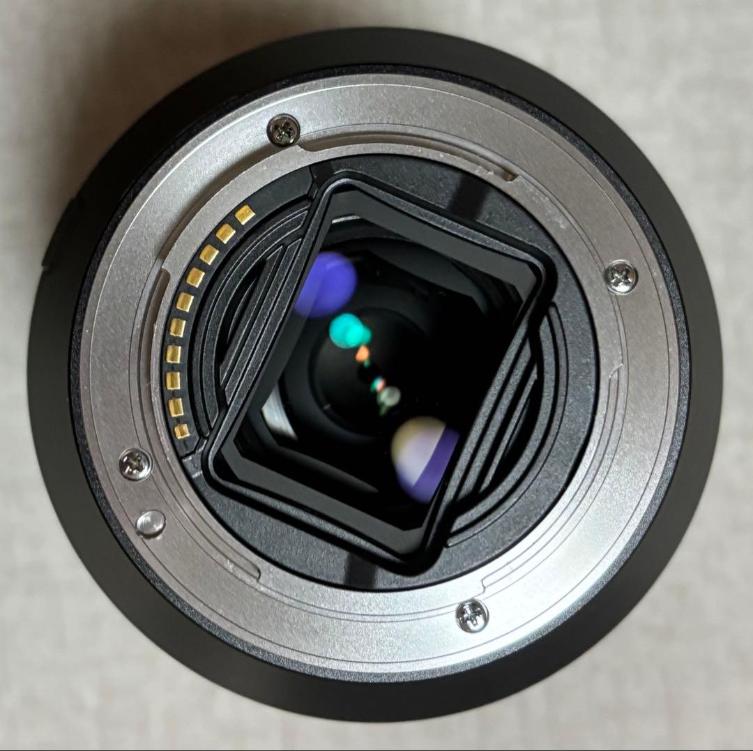 Sony FE 3.5-6.3/24-240 OSS ズームレンズ