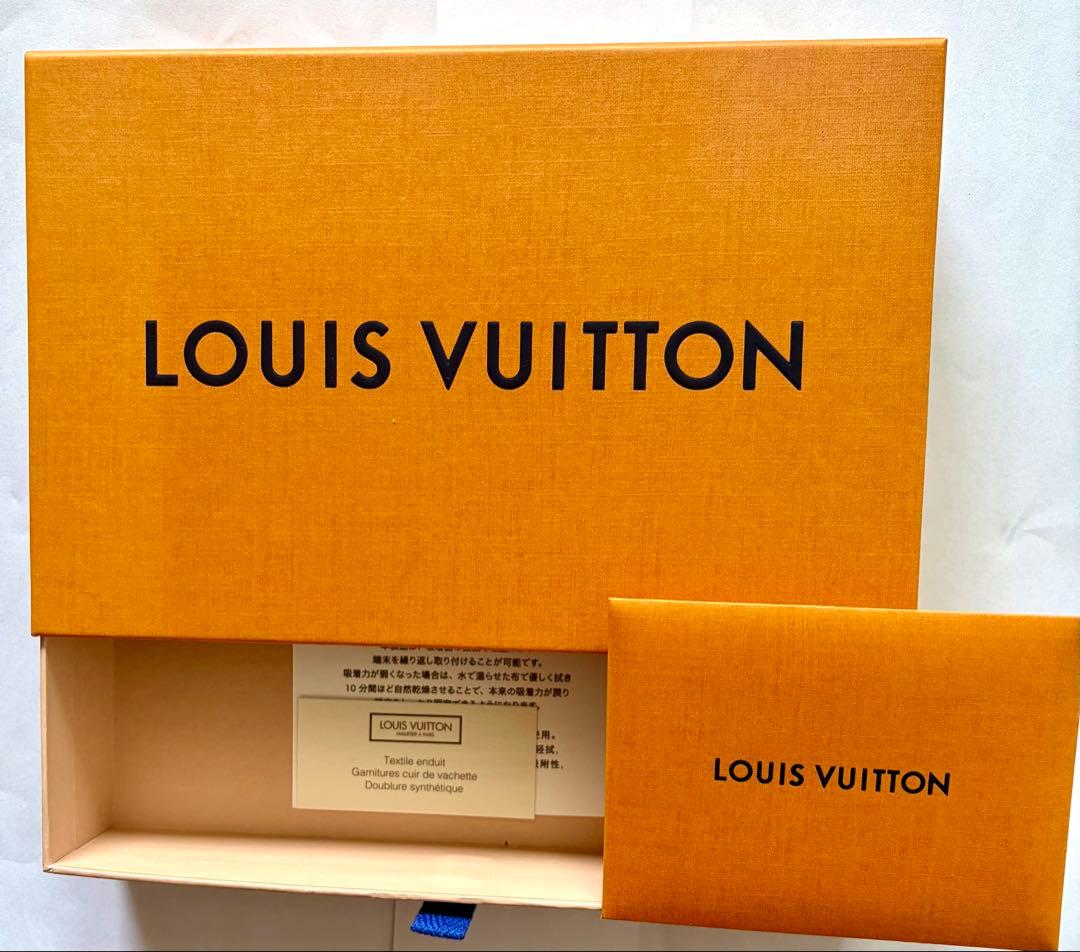 値下げ　iPhone 8 Plus Louis Vuittonケース付き