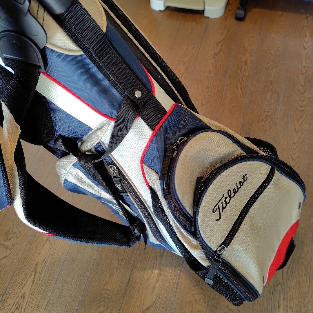 タイトリスト　軽量スタンド式キャディバッグ