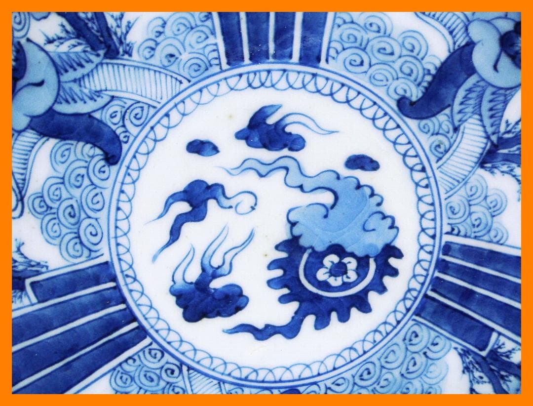 125『染付 唐子 櫛高台 皿』　/骨董品 古美術 古玩 アンティーク