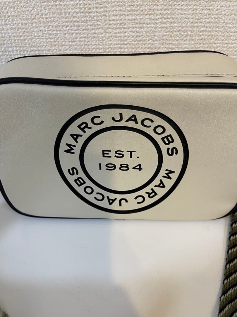 美品✨MARC JACOBS ショルダーバッグ アイボリー