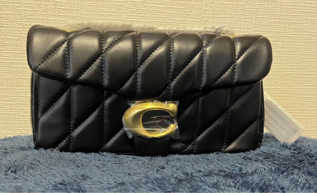 【新品】COACH タビー ショルダー バッグ 26・キルティング　ゴールド金具